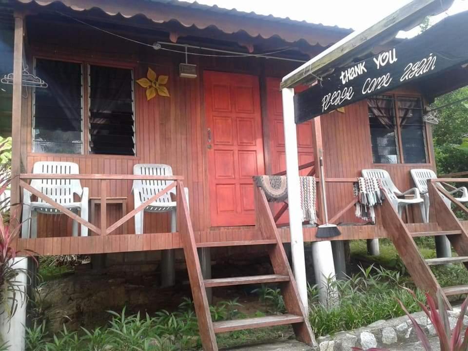 Hotel Ella'S Place Salang Tioman Exterior foto