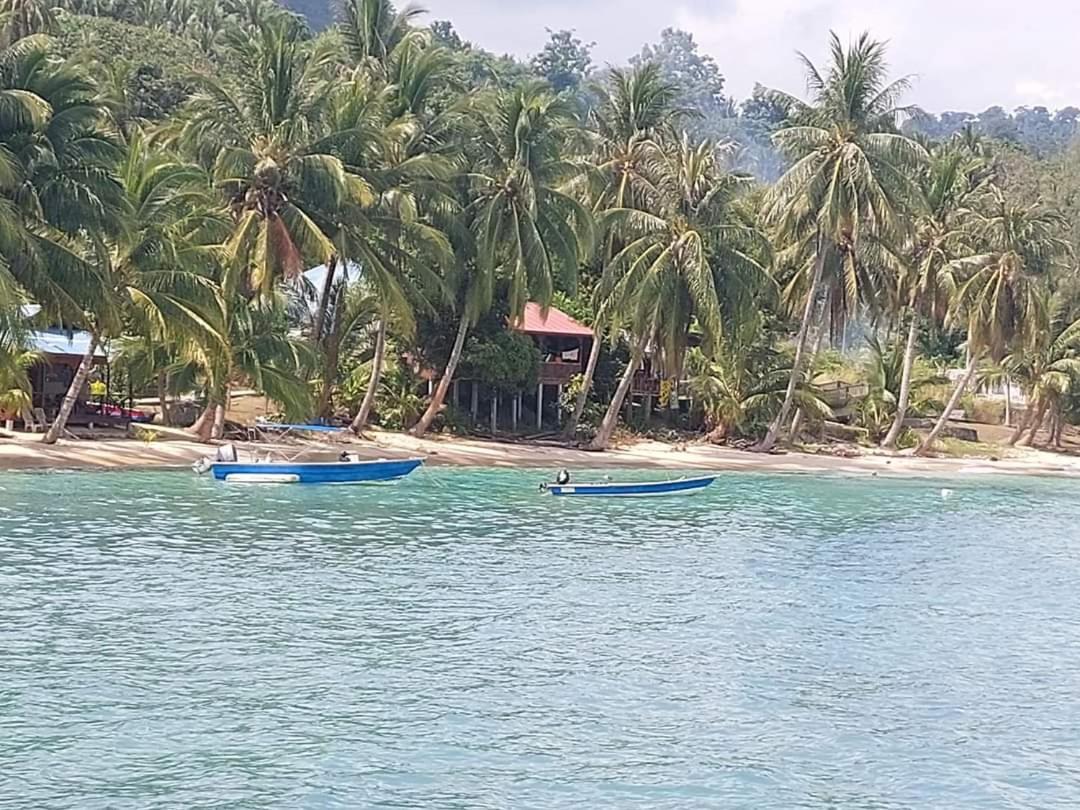 Hotel Ella'S Place Salang Tioman Exterior foto