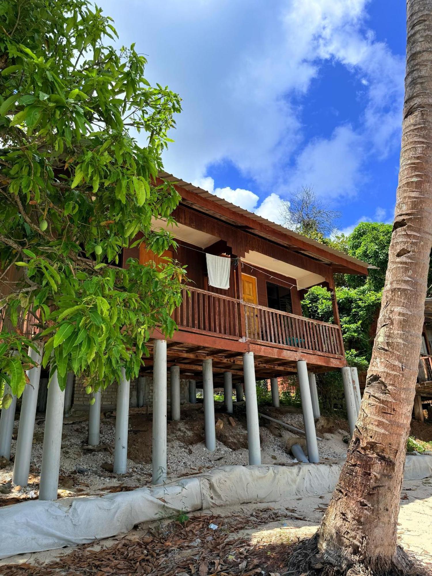 Ella'S Place Salang Tioman Kampong Ayer Batang Exterior foto